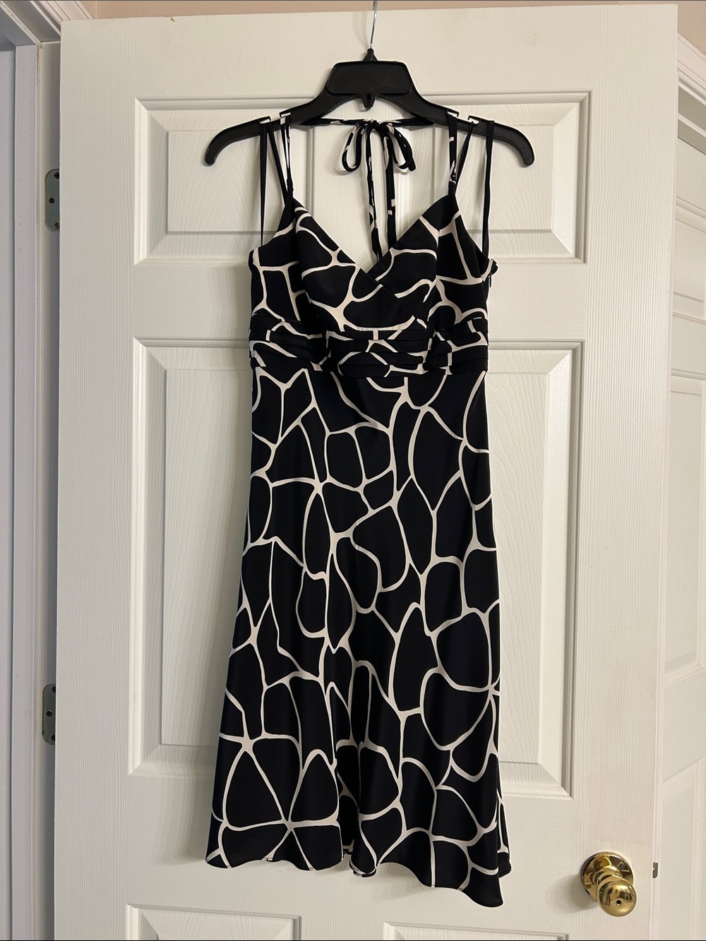 Ann Taylor Black & White Giraffe-Print Midi Dress